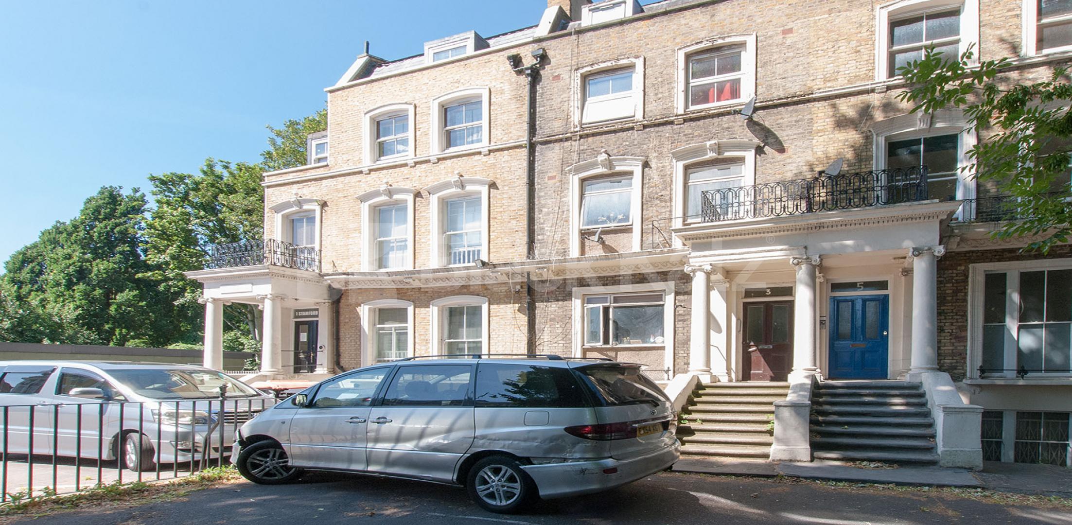 			1 Bedroom, 1 bath, 1 reception Flat			 Stamford Hill, Stoke Newington